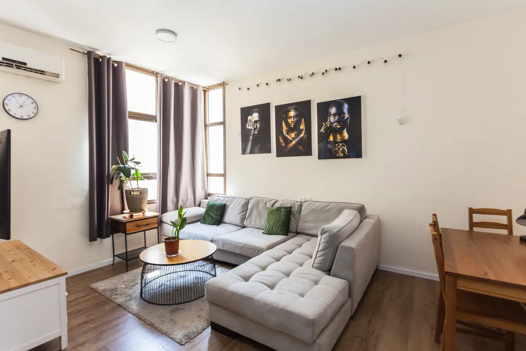 Стильная и полностью оборудованная квартира в центре Тель-Авива