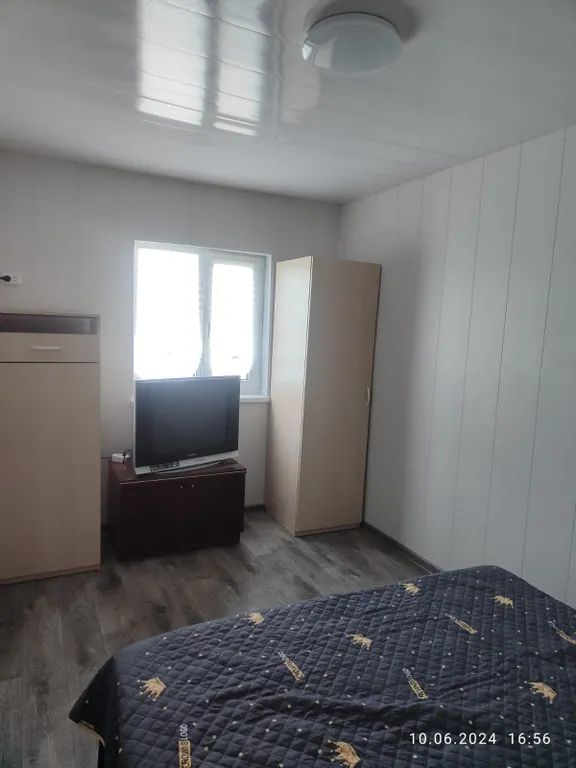 Квартира Отдельная мансарда с верандой — Ейск