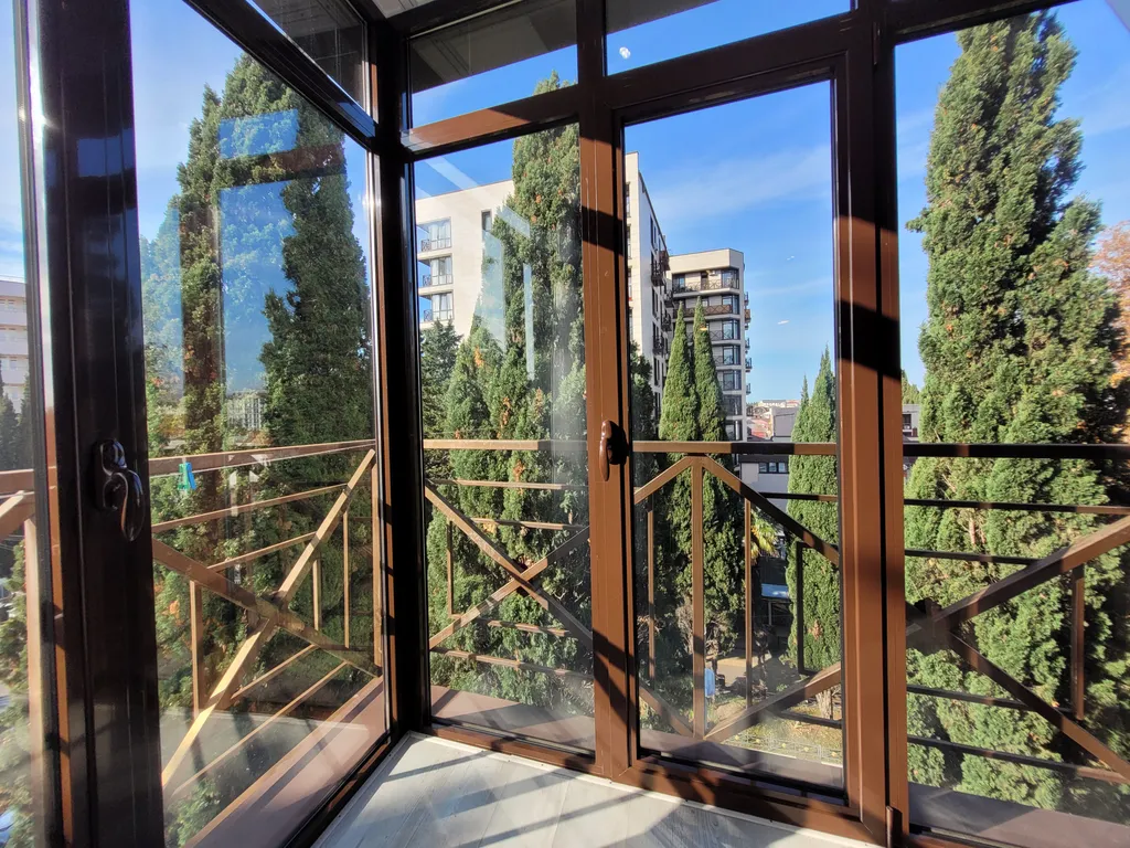 Квартира с панорамными окнами в 5 минутах до моря