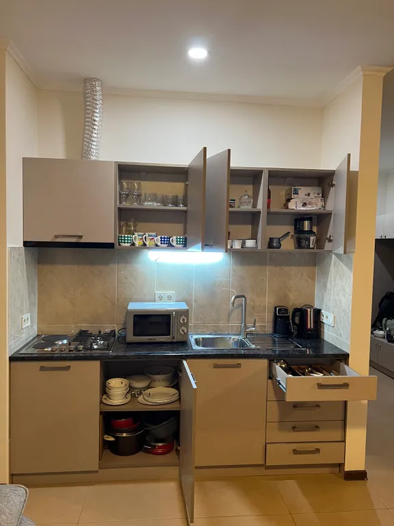 Квартира с видом на море, первая береговая линия