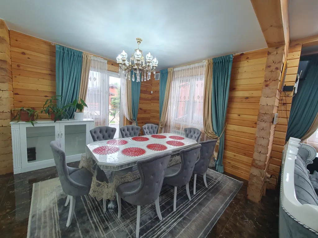 Уютный загородный дом из бруса с баней и чаном на дровах