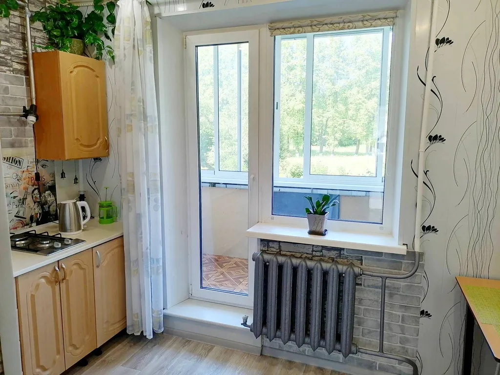 Квартира Квартира с видом на Тихвинский монастырь — Тихвин