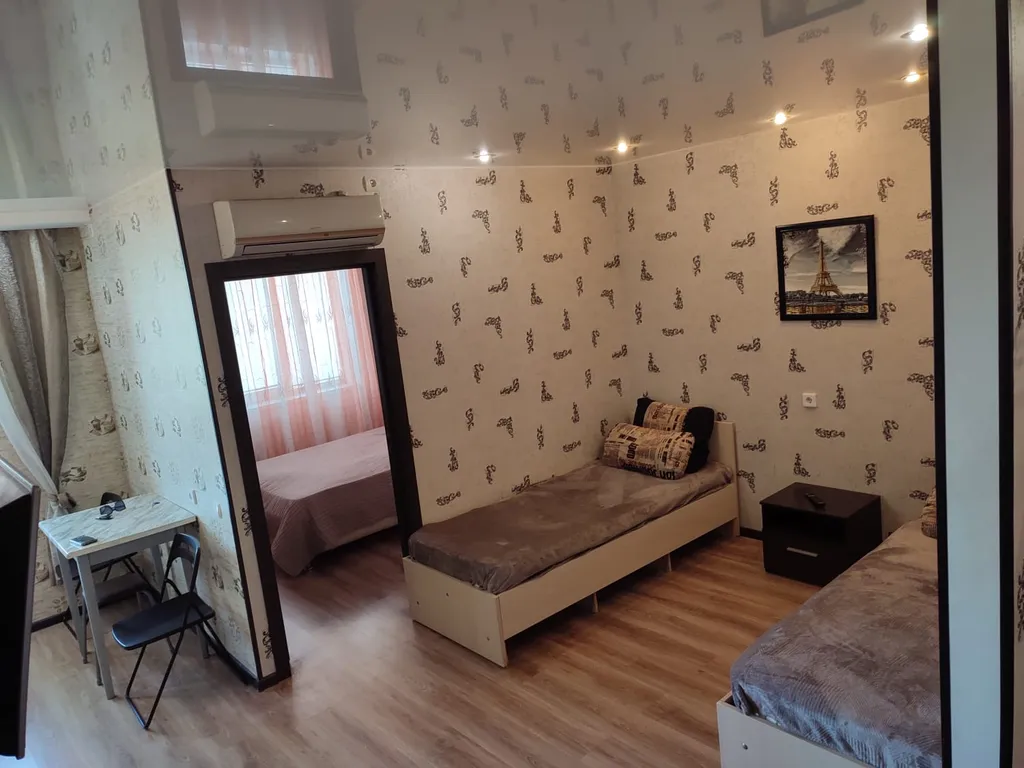 Уютный апартамент у выезда на новые территории и Крым