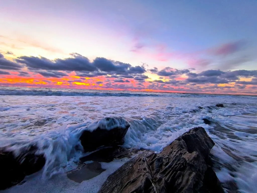 Отдых в уютном, уединенном домике на 6 сотках.