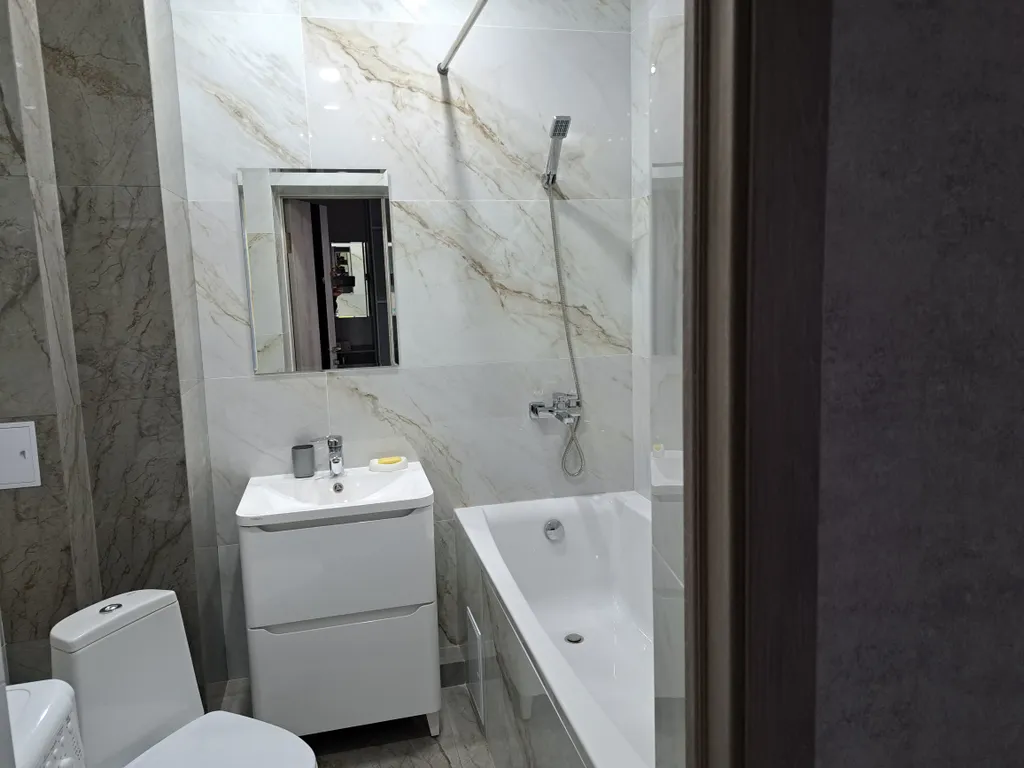 Просторная, светлая квартира рядом с лучшим пляжем города