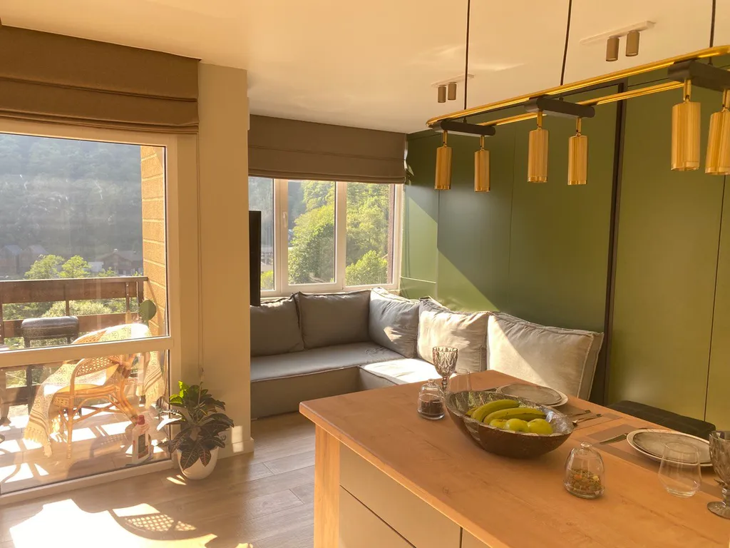 Студия с видом на озеро