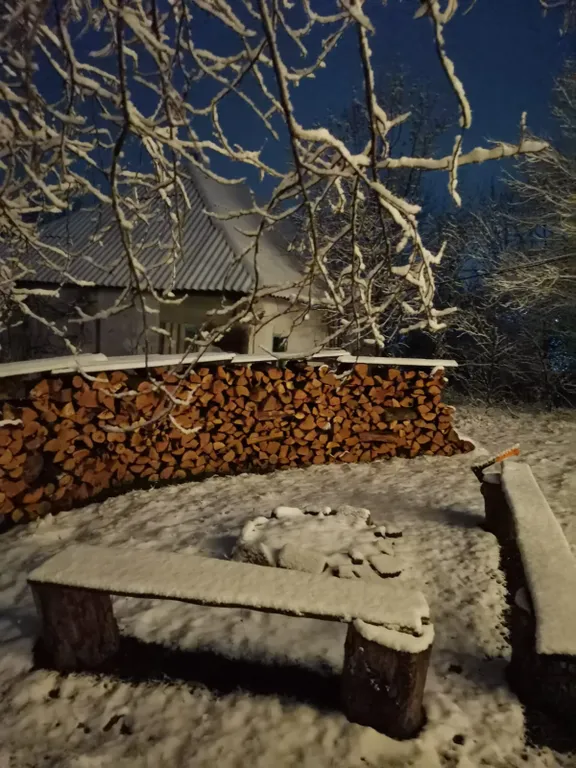 Глэмпинг "Грушöвая вода"