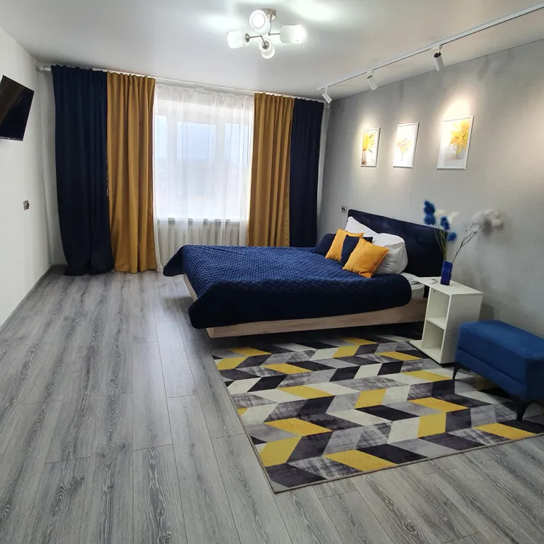 Уютная 2-комнатная квартира с раздельными спальнями в центре города