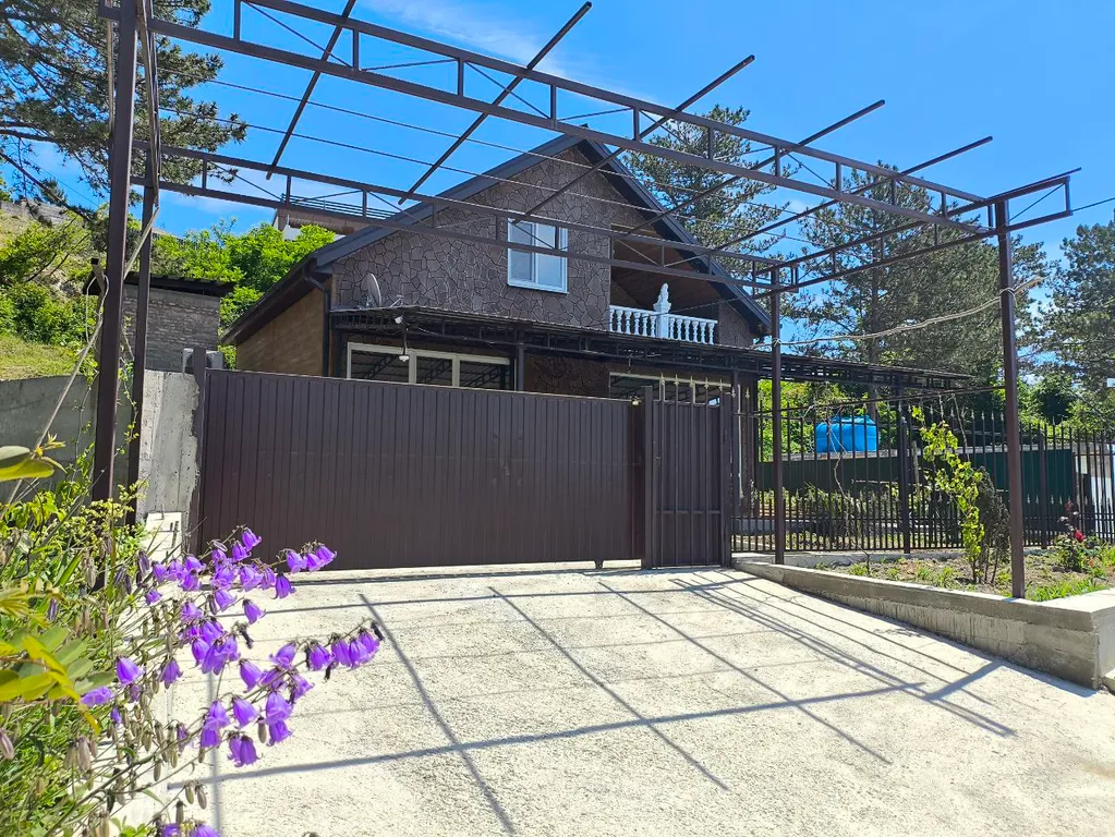 Коттедж 4-комнатный Дом — аренда посуточно в Дзеберкой