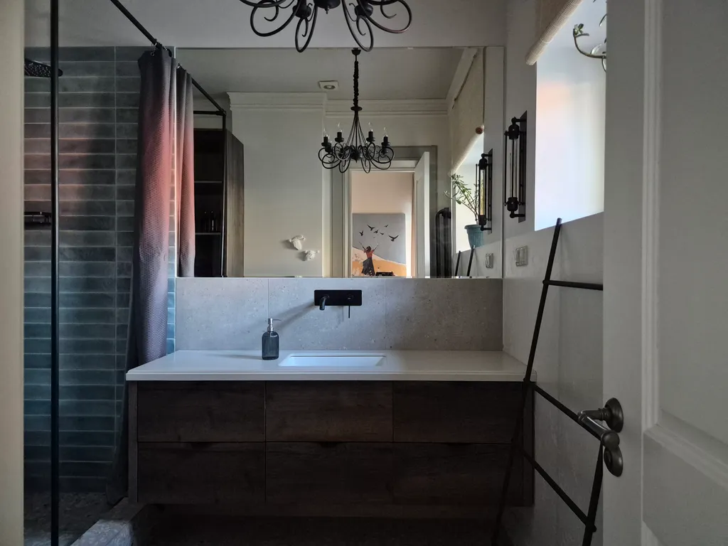 Дом в Кисловодске с авторскими интерьерами на стыке курорта и природы