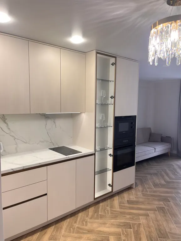 Квартира с современным ремонтом, со всем необходимым для проживания