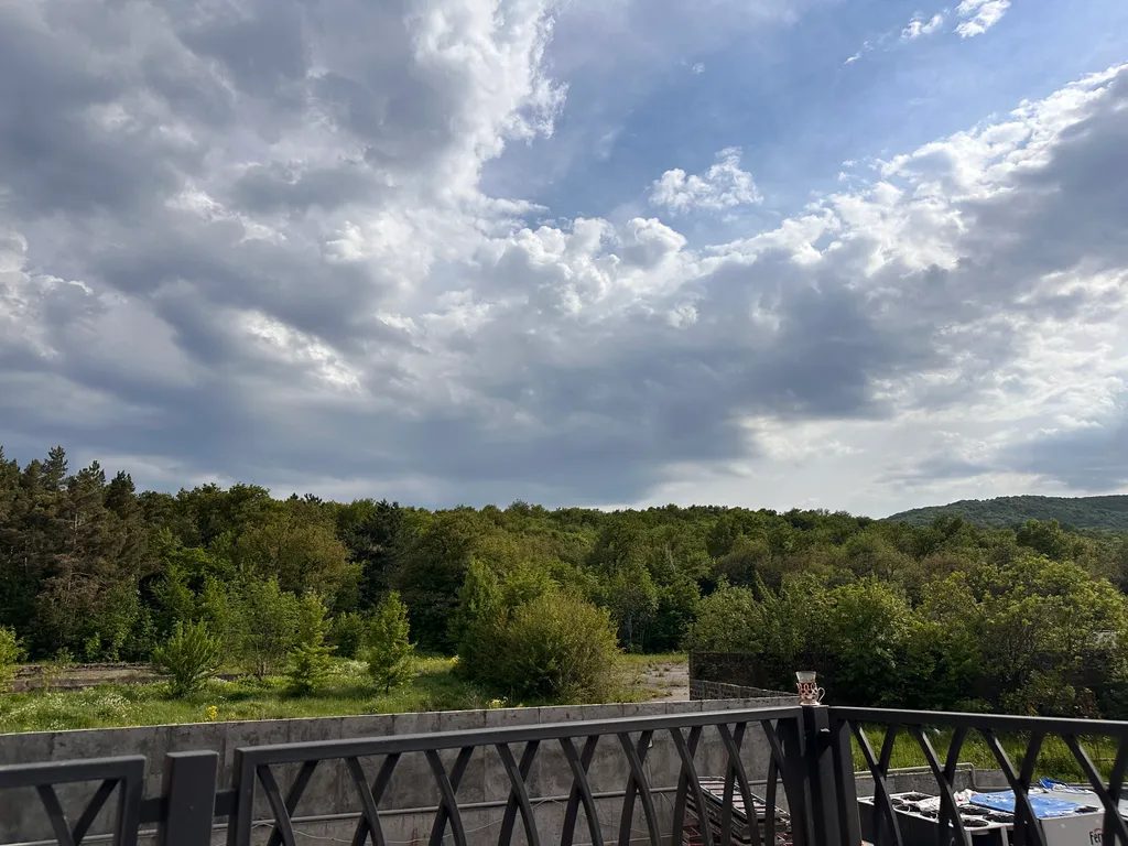 Апартамент с видом на горы и большой террасой