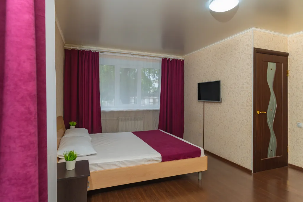 Апартаменты LikeHome на 60 лет Октября