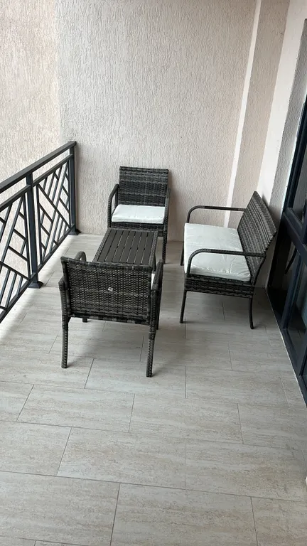 Квартира с красивым видом на парк, город, в 5 мин ходьбы до парка