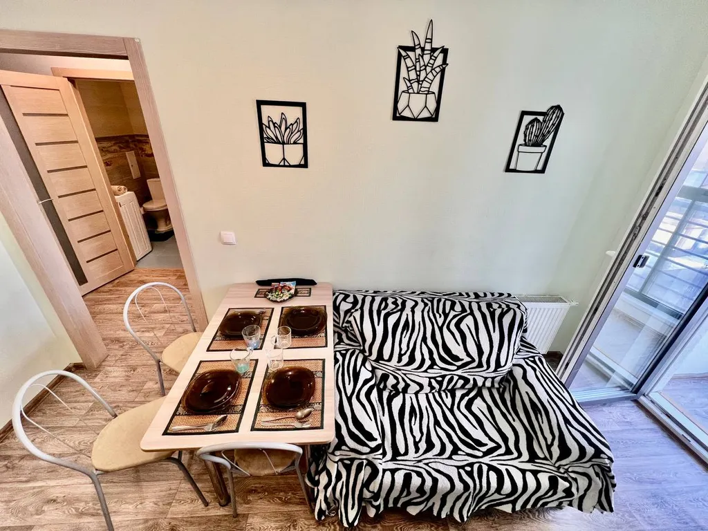 Квартира 1+ ЖК Новин евро апартаменты в комплексе парковка, кафе развязка — Тюмень