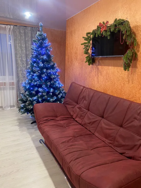 Уютный дом с баней и бассейном в 10 минутах от города