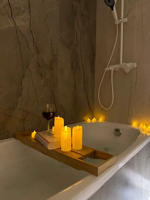 Коттедж Загородный дом с дровяной банькой из Пинтерест для семейного отдыха! — Капорки