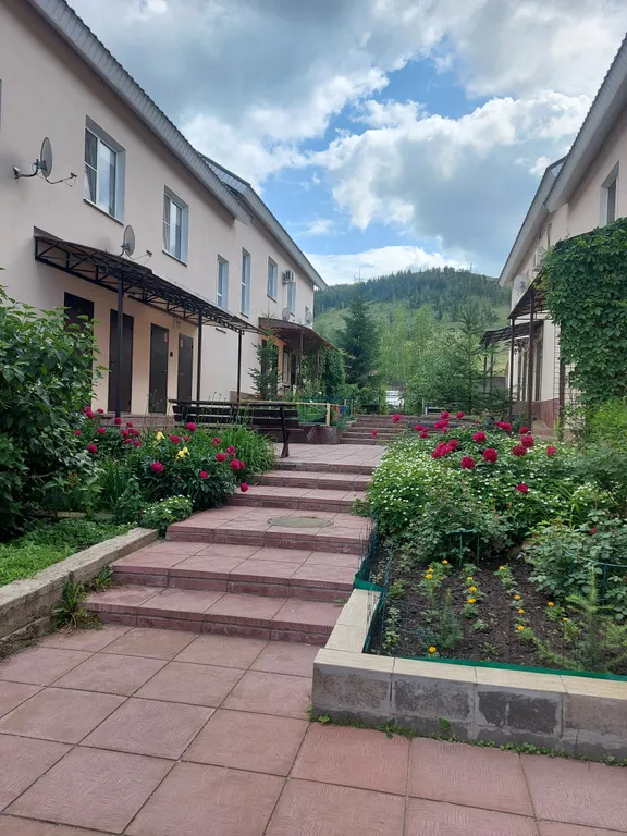 Таунхаус у ГЛЦ и озера Банное