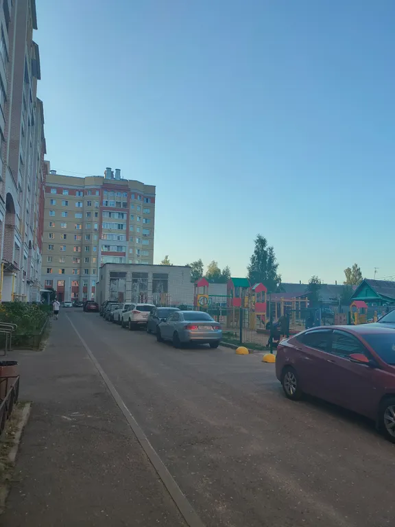 Уютная квартира рядом с первомайской рощей недалеко от центра