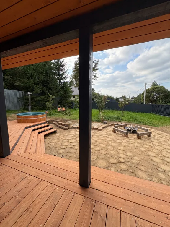 Коттедж Комфортный коттедж с сауной и купелью — Бугры