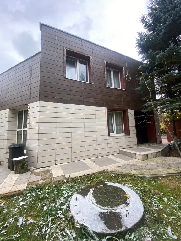 Sweet Home Домик с голубыми елями