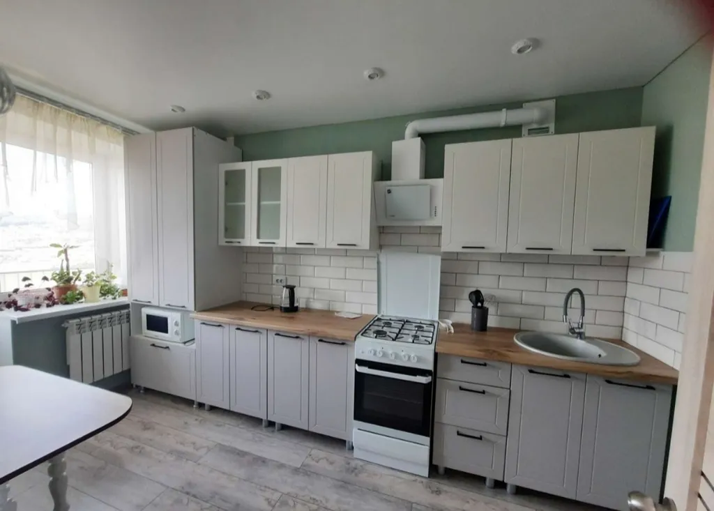 Уютная квартира с хорошим видом из окна — аренда посуточно в Белорецк