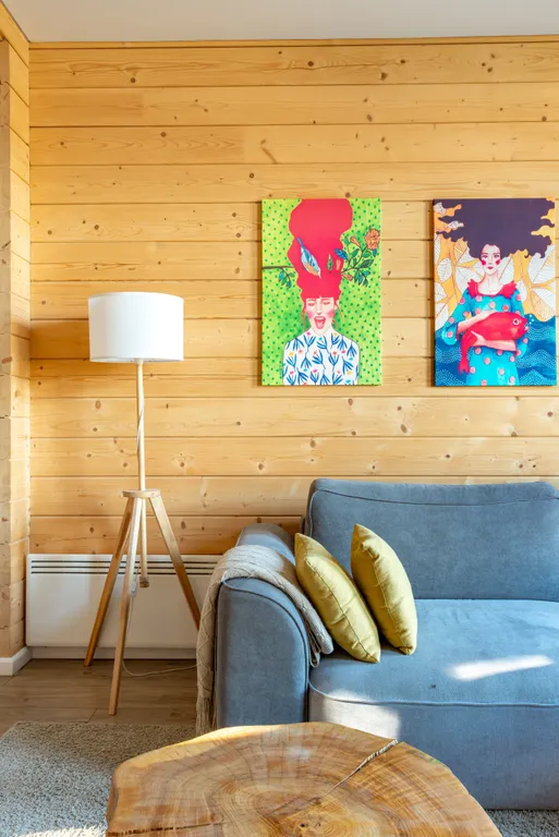 Дом из бруса в лесу с баней и чаном