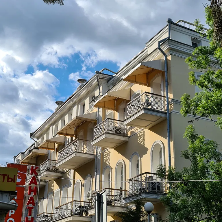 Апартаменты на первой линии