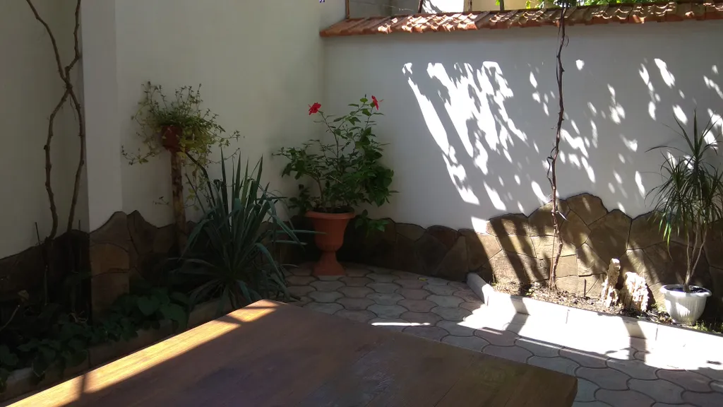 Коттедж Уютный двухэтажный коттедж с двориком — Евпатория