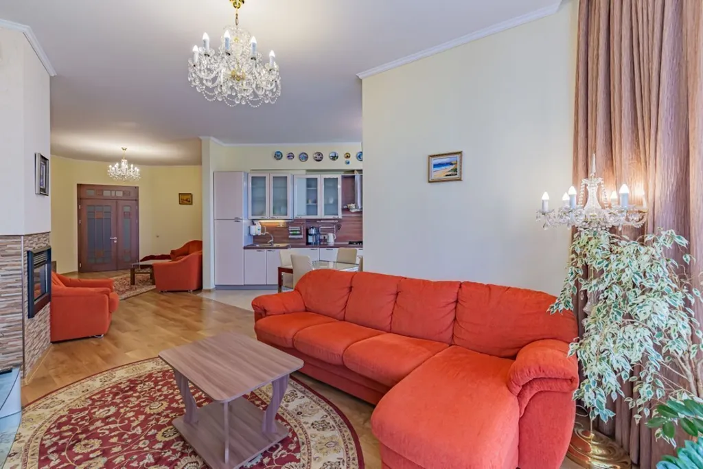 3х-комнатная квартира с видом на море