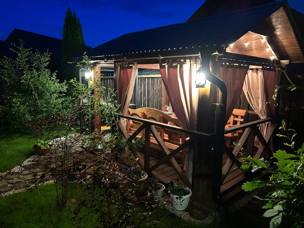 Двухэтажный дуплекс с камином и русской баней