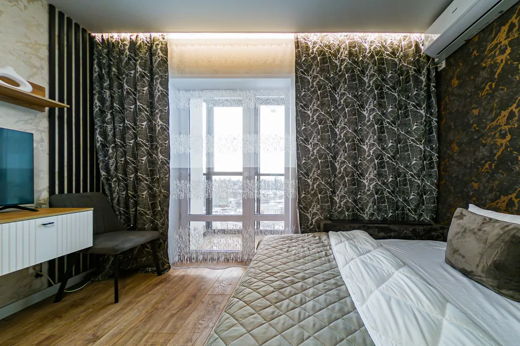 Роскошная квартира в центре с видом на плотнику, Екатерининский парк