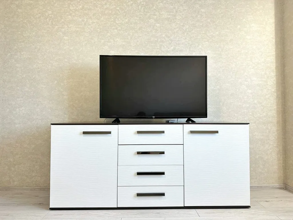 2-комнатная квартира с балконом напротив ЛДК и Кузбасс-Арена