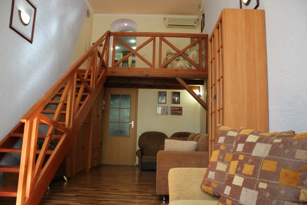 Апартаменты в трёх уровнях у моря