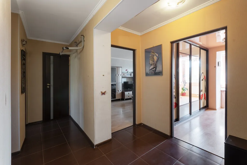 3-х комнатная квартира в жд районе