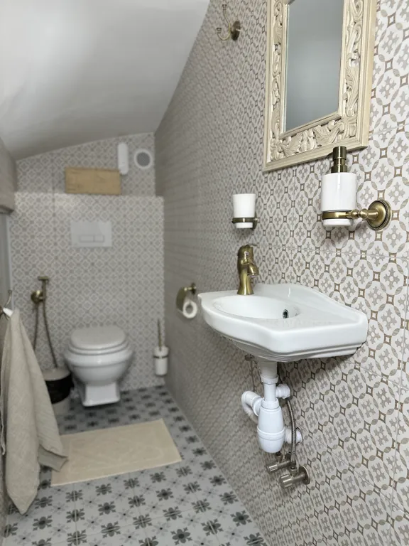 Уютный таунхаус с видом на лес