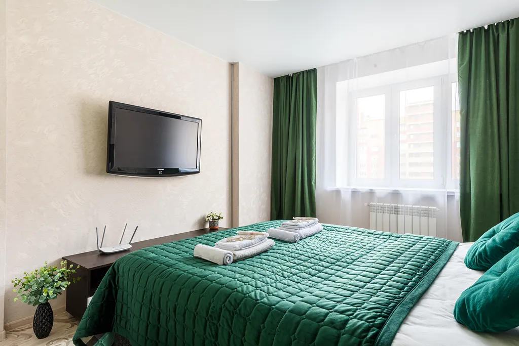 В зеленом микрорайоне Университет, гостиничный сервис, бесконтактно