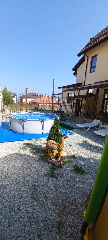 Коттедж Часть дома с бассейном у моря — Геленджик