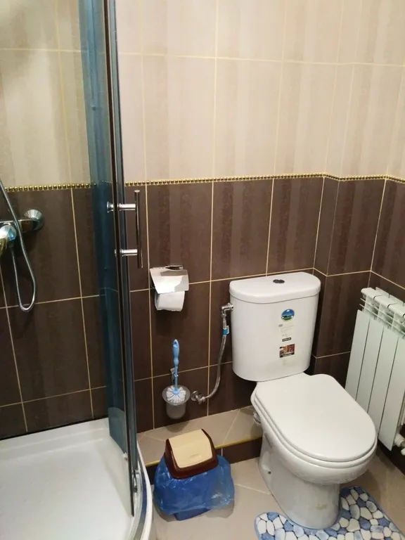 Эллинг на берегу моря