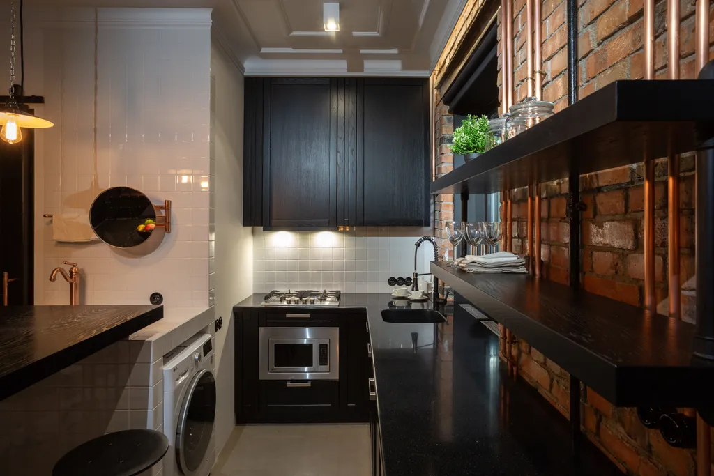 Апартаменты с видом на Исаакиевский собор и канал в центре Петербурга