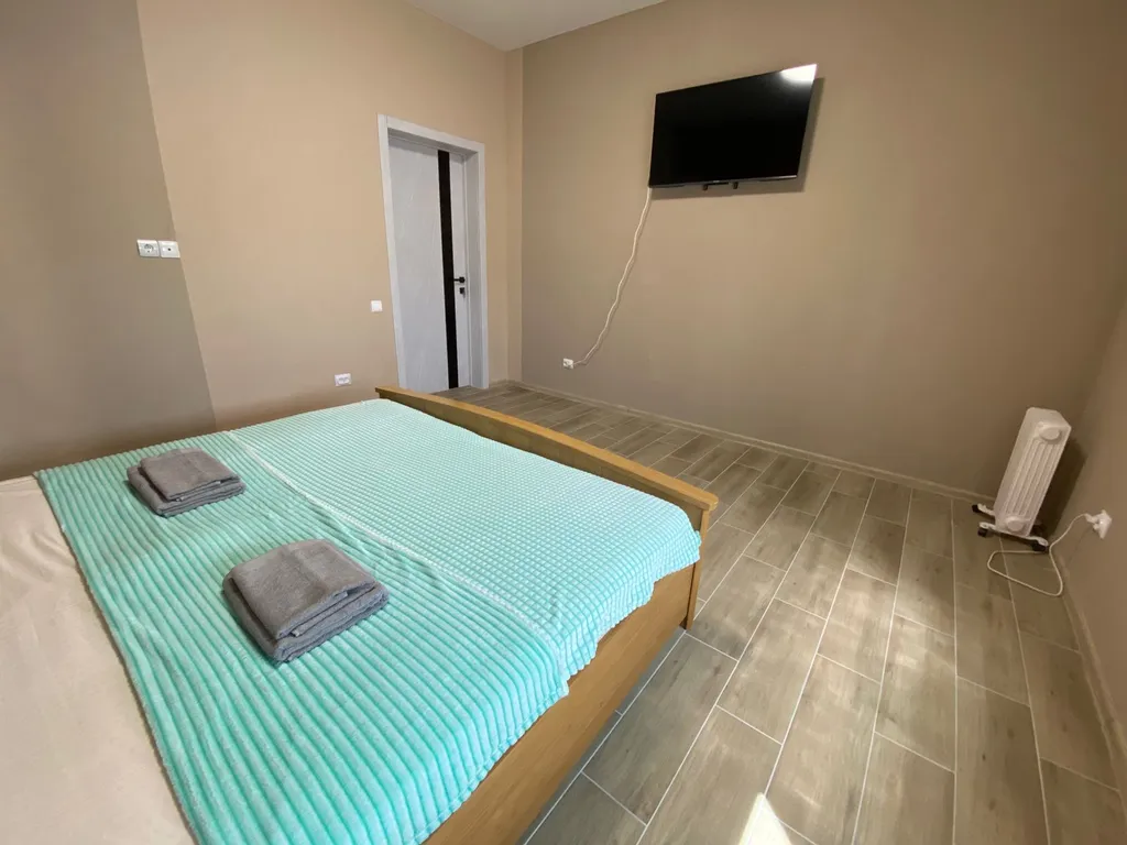 Эллинг у реки