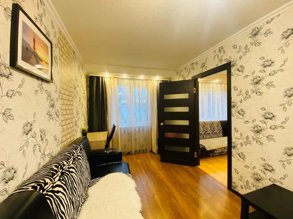 2-комнатная квартира в центре города с отличным ремонтом