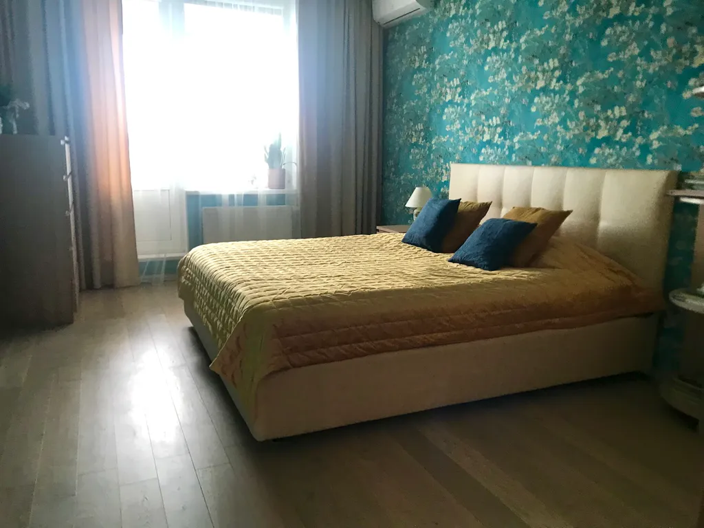 Квартира 3-комнатная Квартира — Санкт-Петербург