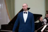 Максим Максимович