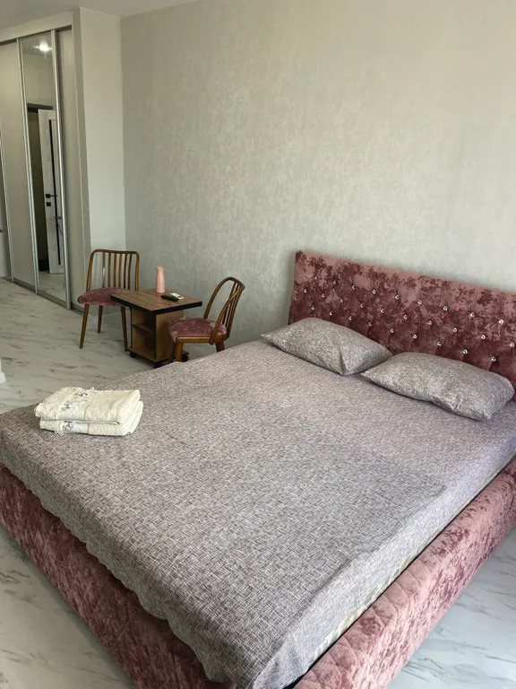 Квартира Уютная студия в центре города — аренда посуточно в Курган