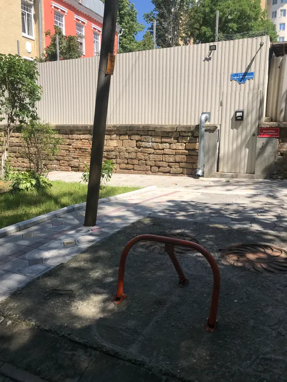 Рядом с парком и минеральной водой