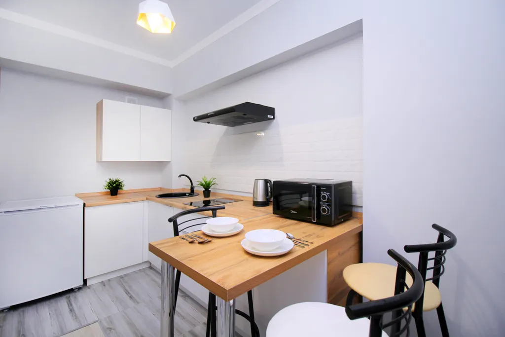 Современная студия в самом сердце Алматы на Арбате