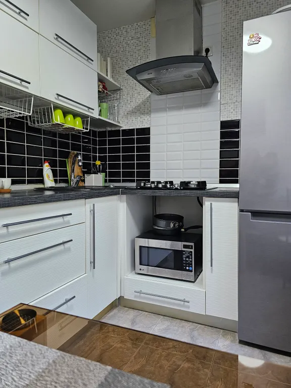 Уютная двухкомнатная квартира недалеко от центра города