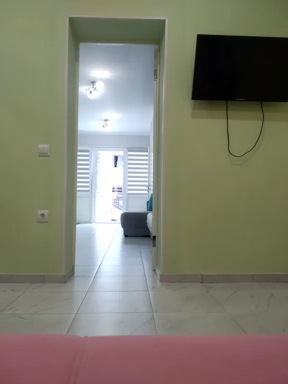 Евродвушка с новым ремонтом и отдельным входом в ГК на 6 чел