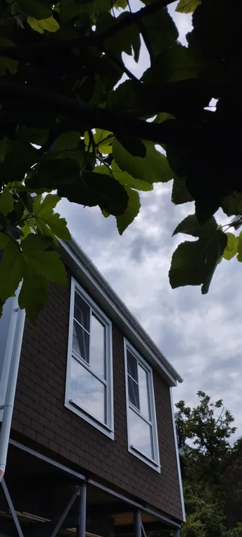 Уютный дом с видом на море